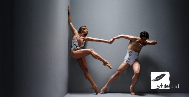 Photo of two Complexions Contemporary Ballet dancers performing