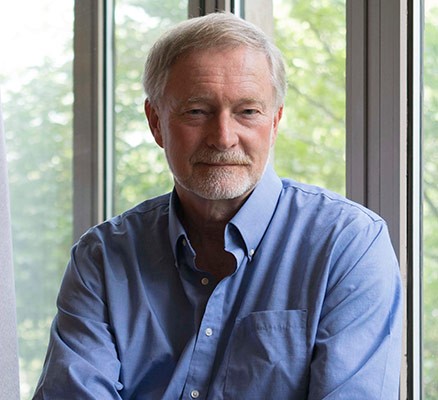 Erik Larson photo 