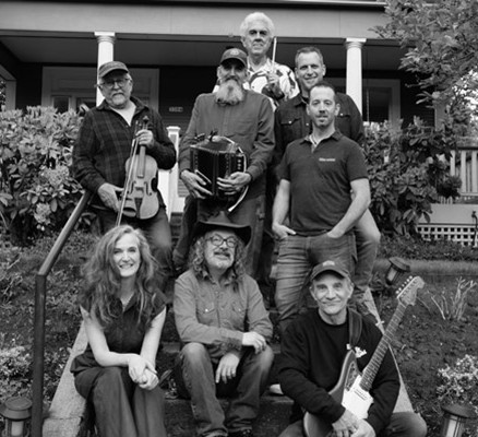 Too Loose Cajun Band group photo