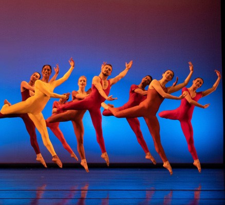 Photo of Limón Dance Company dancers in action