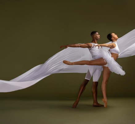 Photo of two Dance Theatre of Harlem dancers in pose